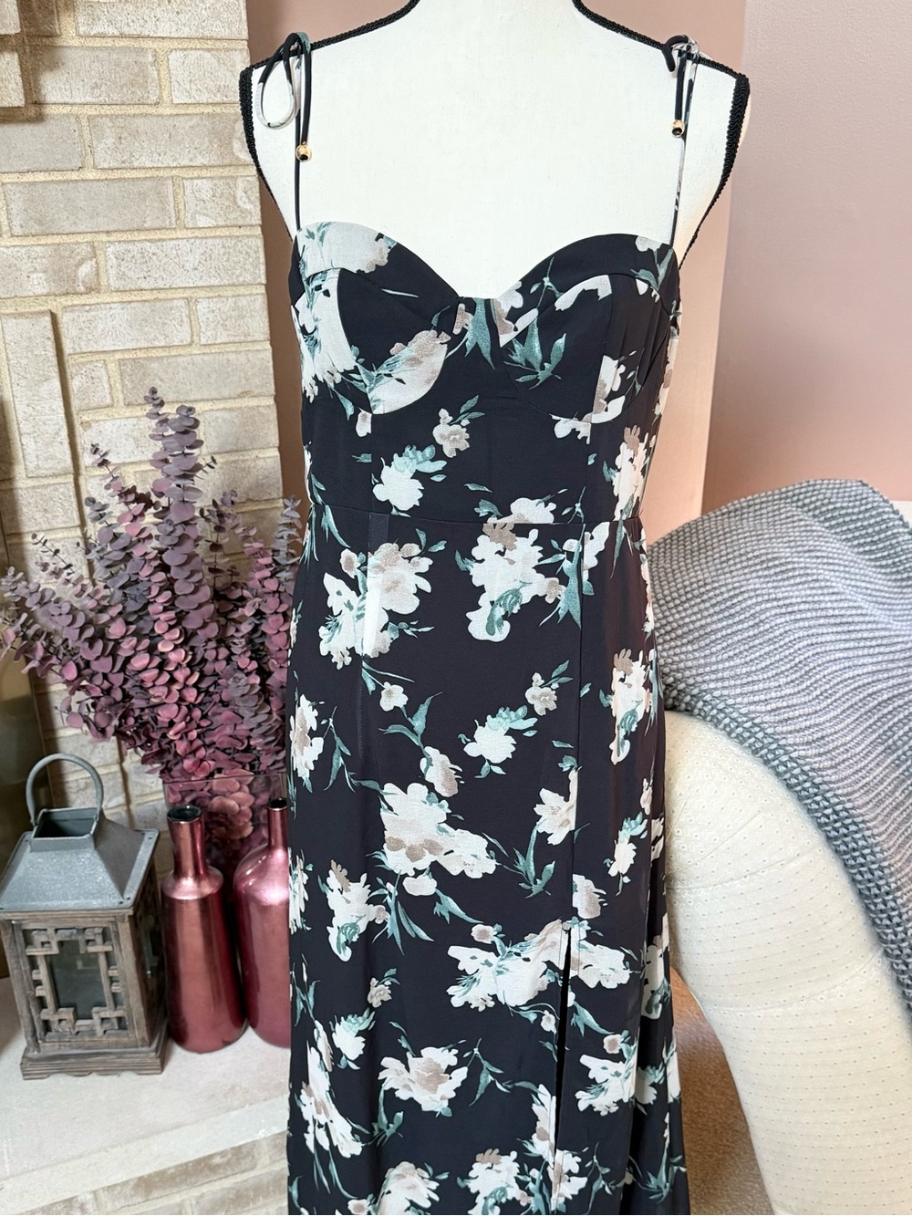 PETAL & PUP Meg Midi Dress - Black - Picture 3 of 14